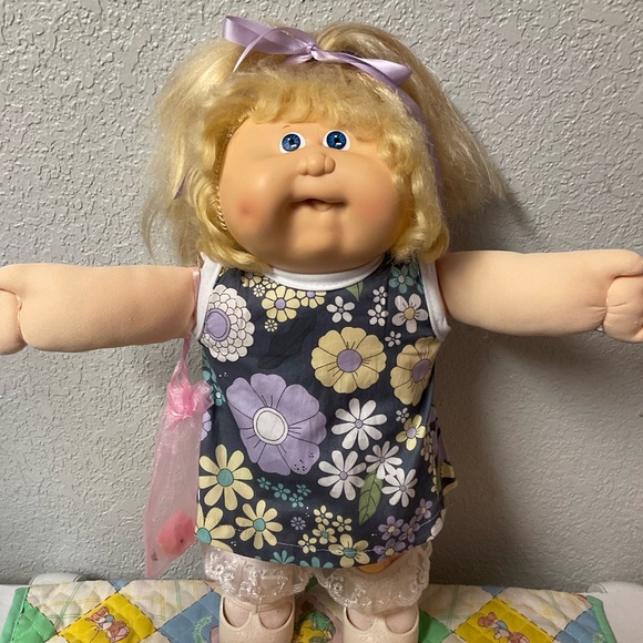 RARE Vintage Cabbage Patch Kid Girl Blonde Cornsilk Hair Blue Eyes HM#18 1987 - Picture 4 of 10